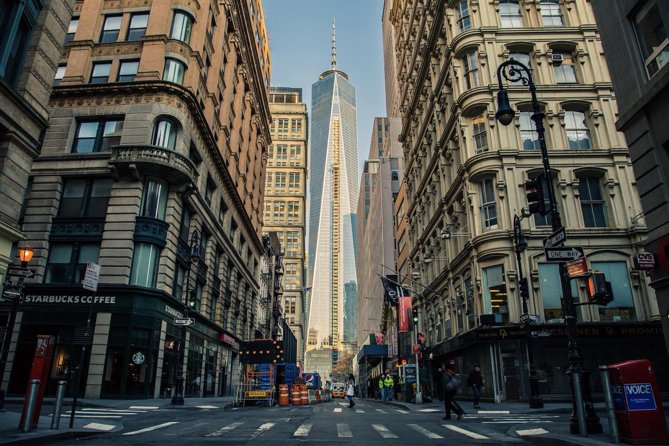 Lower Manhattan & 9/11 Memorial Exclusive Guided Walking Tour - Zuccotti Park to One World Trade Center: seeing the skyline change