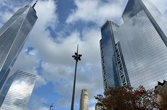Lower Manhattan: From Financial Power to Enduring Hope - Queen Elizabeth II Garden: A Memorial Stop That Changes the Mood