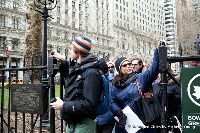 Lower Manhattan Tour: The Remnants of Dutch New Amsterdam! - Stone Street: a slower step back in time