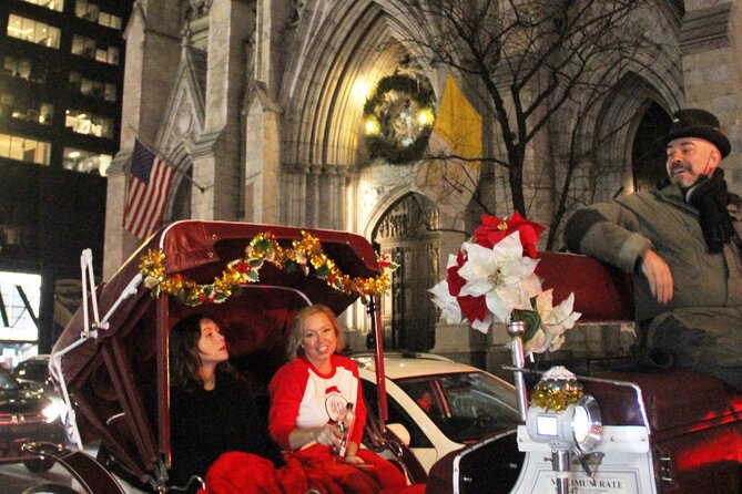 Magical Evening Horse-Drawn Carriage through NYC (65 min) - The 5th Avenue magic stop at Saks Fifth Avenue