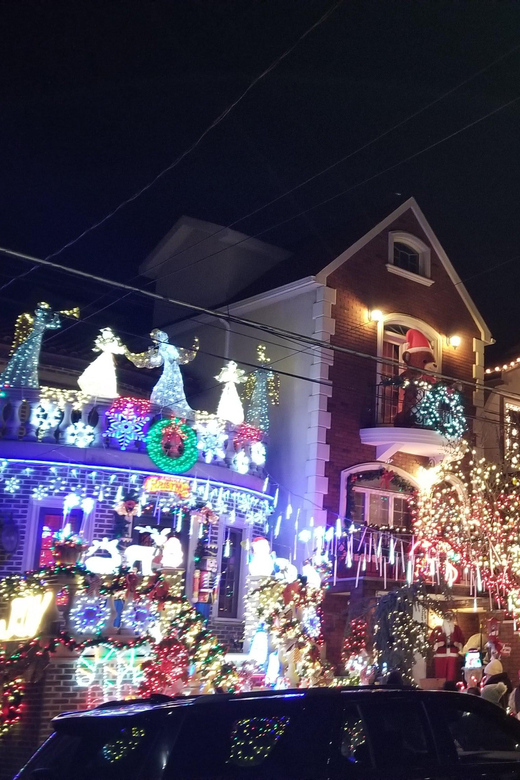 Magnificent Christmas Lights Tour of Dyker Heights Brooklyn - Price and Value: Is $60 a Smart Christmas Buy?