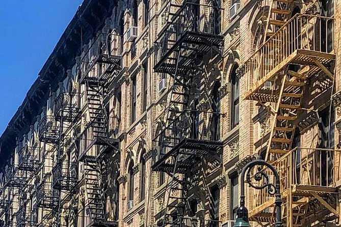 Manhattan Neighborhood Private Customized Walking Tour - Midtown Landmarks: Times Square, Rockefeller Center, Grand Central, Bryant Park, and More