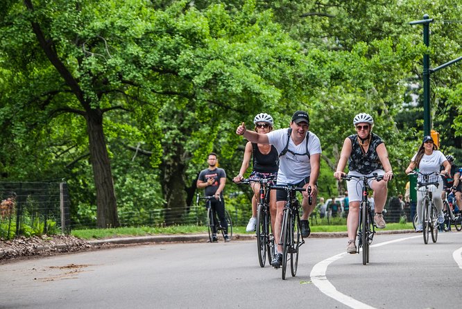 Manhattan Neighborhoods Bike Tour - Start at Unlimited Biking, Then Roll Into the City