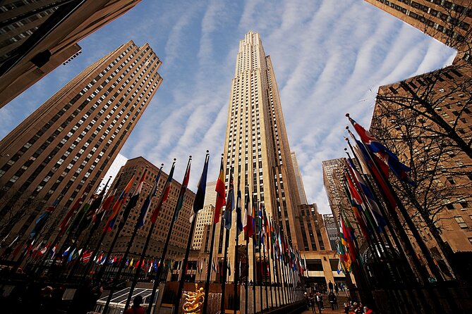 Manhattan Secret Societies Quest Experience in New York - Your Offline App Quest Through Midtown (No Guide Needed)