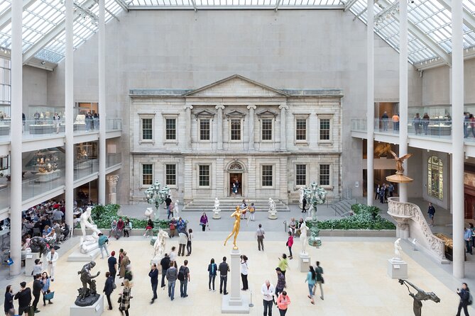 Metropolitan Museum of Art Highlights Tour with Skip-the-Line Access - American Wing eye-catchers: Washington Crossing the Delaware and the story behind it