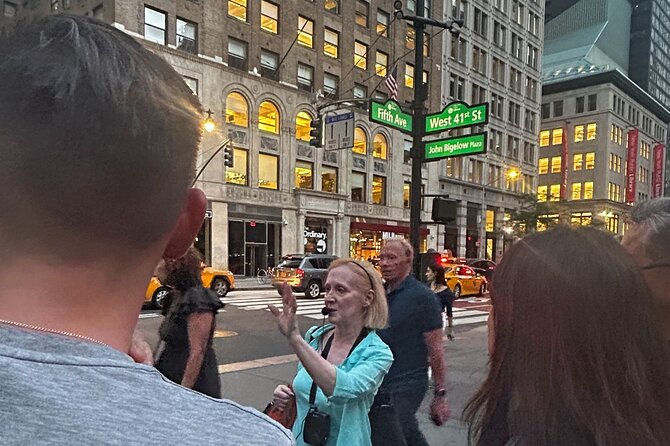 Midtown Manhattan: Times Square & Skyscrapers Walking Tour - Meeting at Times Square, then letting the skyline tell the story