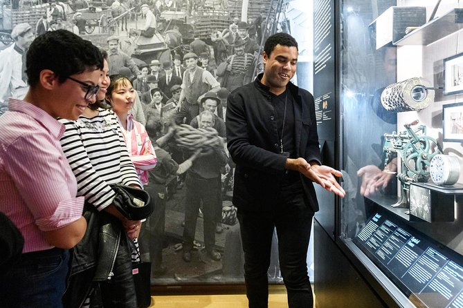Museum of the City of New York General Admission Ticket - Special exhibitions and permanent galleries: why your visit can be 1 to 4 hours