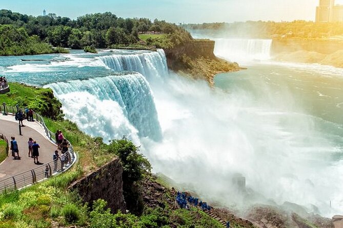 New York 4-Day Tour to Niagara Falls & Washington - Day 2: Corning Glass (Optional), Watkins Glen in Summer (Optional), and Niagara Falls at Night