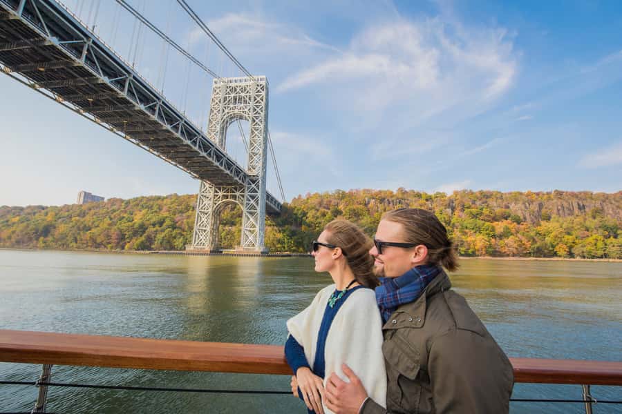 New York City: Afternoon Fall Foliage Lunch Cruise - From Pier 62 to a classic yacht mood