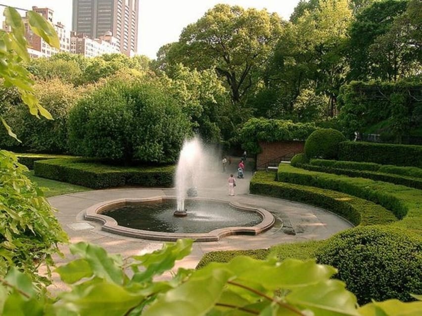 New York City : Central Park Walking Tour With A Guide - Price and value: what $58 gets you in Central Park time