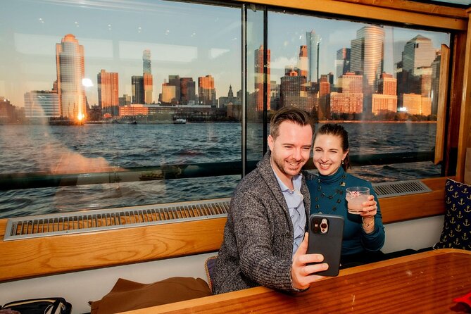 New York City Christmas Holiday Statue and Skyline Cocoa Cruise - Drinks and Snacks: One Included Beverage Plus Warm-Up Purchases