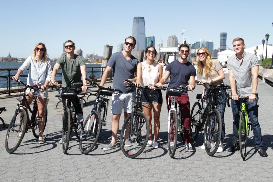 New York City: City Highlights Guided Bike or eBike Tour - Washington Square Park, the High Line zone, and why these stops work