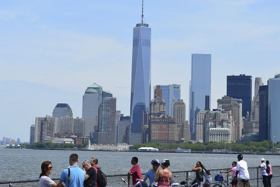 New York City: City Highlights Guided Bike or eBike Tour - Hudson Greenway, Sully Sullenberger’s landing spot, and Little Island views