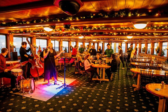 New York City Cocoa and Carols Holiday Cruise - What’s Included: Cookies and One Hot Cocoa Drink