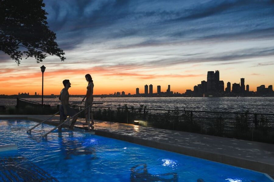 New York City: Entry Ticket to QC NY Spa on Governors Island - Moving through relaxation areas without feeling rushed
