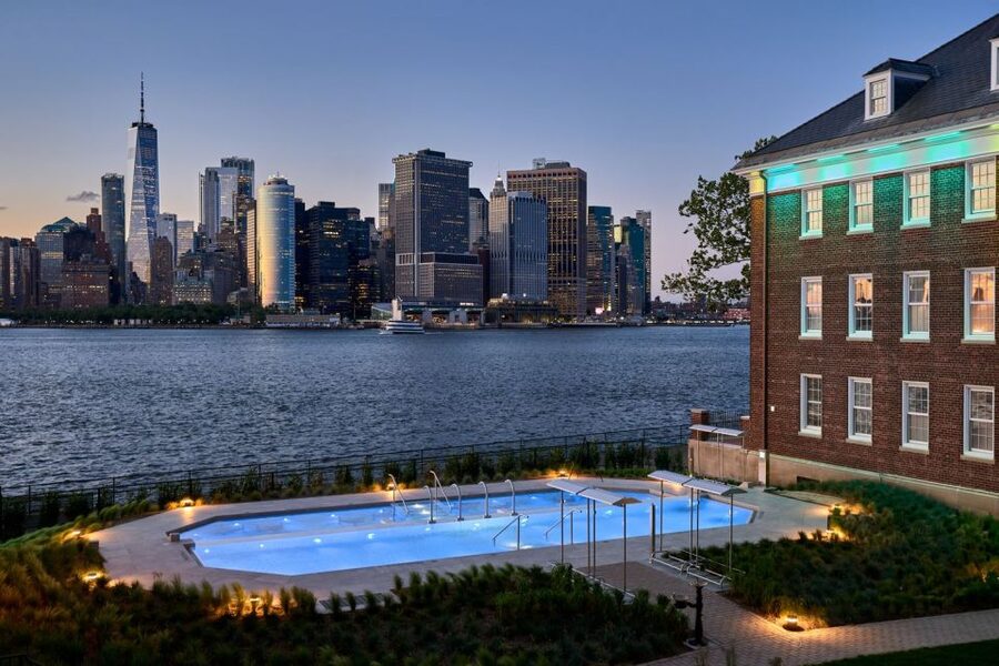 New York City: Entry Ticket to QC NY Spa on Governors Island - Casa QC Bistro: where food fits, and what to expect