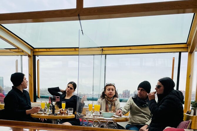 New York City Fall Foliage Brunch Cruise - Food and service pace: where it shines, and where it can drag