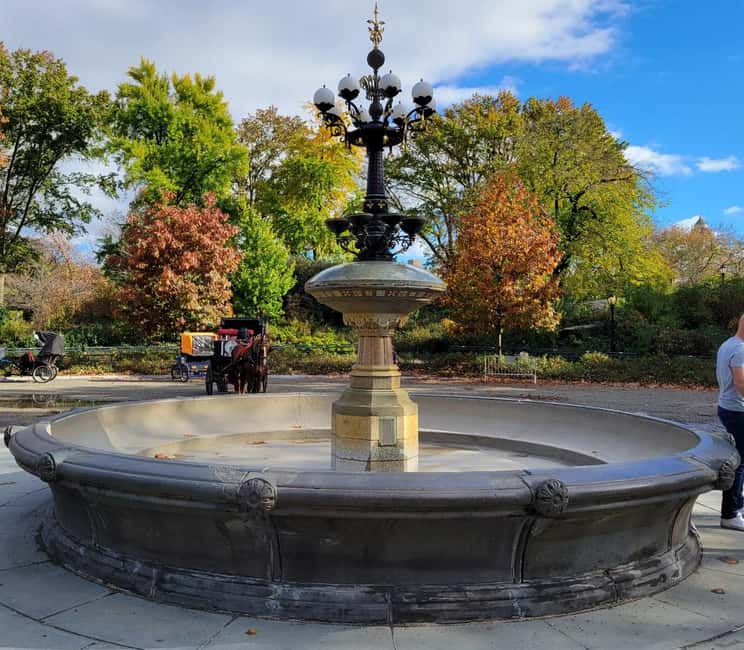 New York City: Gossip Girl Private Tour in Manhattan - Starting at Char-CUTE-rie by Bohemian Picnics