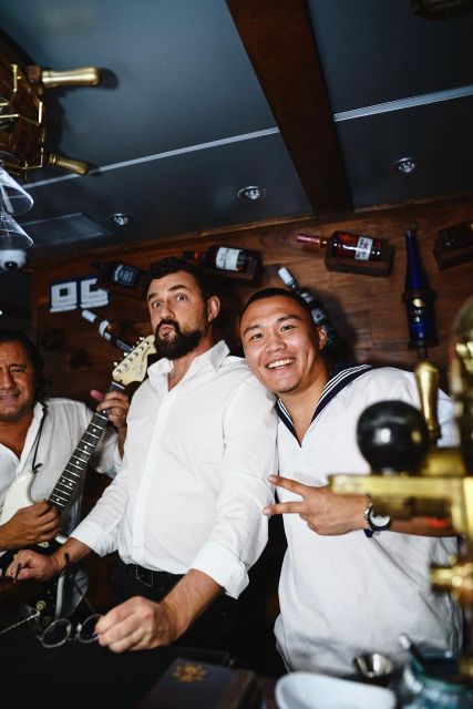 New York City: Gourmet Dinner Cruise with Live Music - The Route: Bridges, Ellis Island, and the Harbor Loop