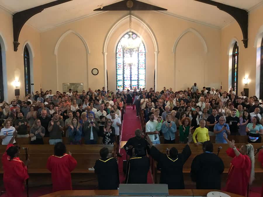 New York City: Harlem Gospel Live Music Concert - What the Audience Experience Feels Like