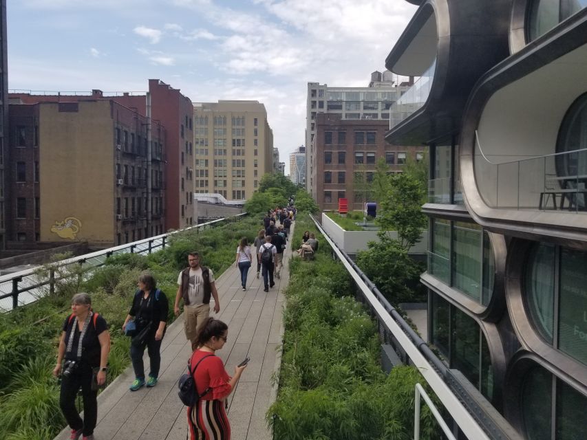 New York City: High Line & Hudson Yards Walking Tour - Hudson Yards and the big architecture moments you came for