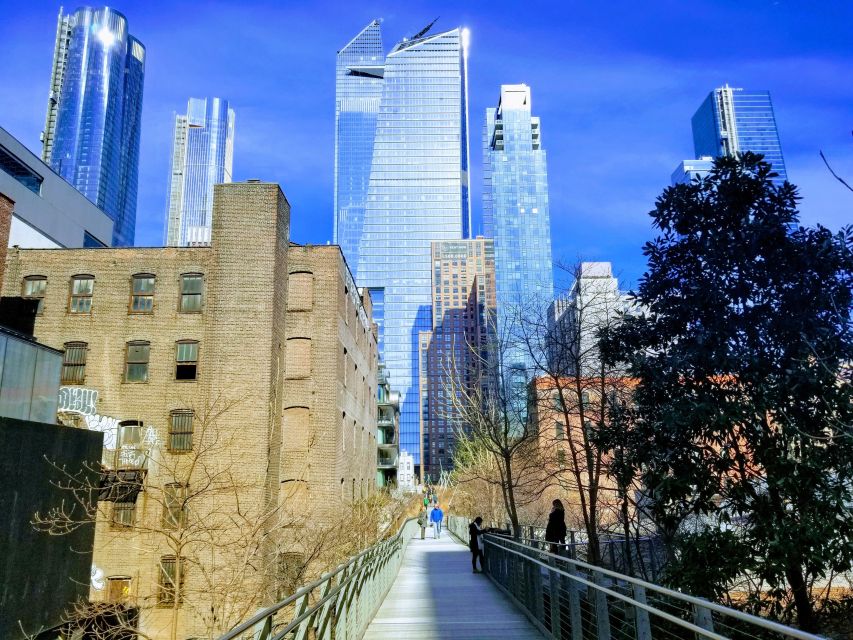 New York City: High Line & Hudson Yards Walking Tour - Chelsea Market and the surrounding area: what the stop adds