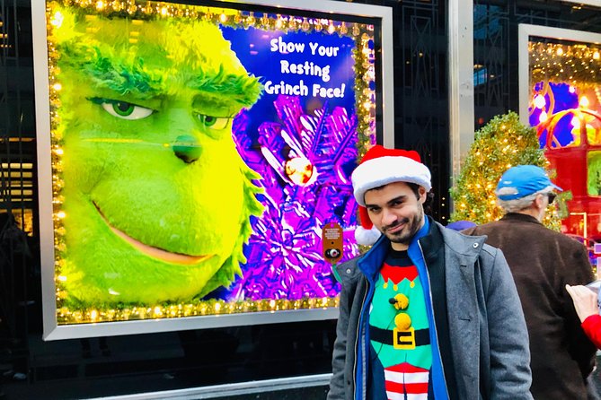 New York City Holiday Movie Sites and Lights Bus Tour - How This Tour Turns Christmas Lights Into a Movie Scavenger Hunt