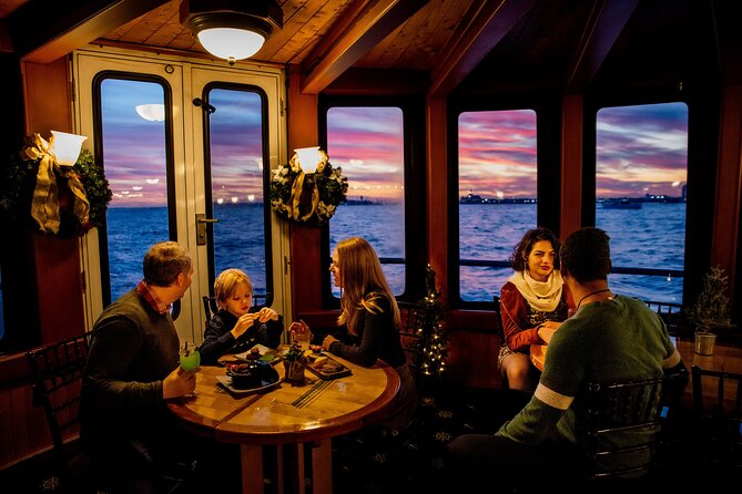 New York City Holiday Sunset Sightseeing Cruise - Key things to know before you board