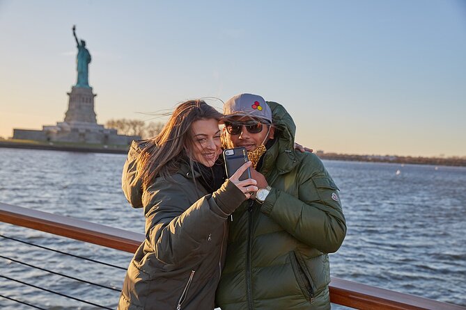 New York City Holiday Sunset Sightseeing Cruise - Who this cruise suits best (and who might want a different option)