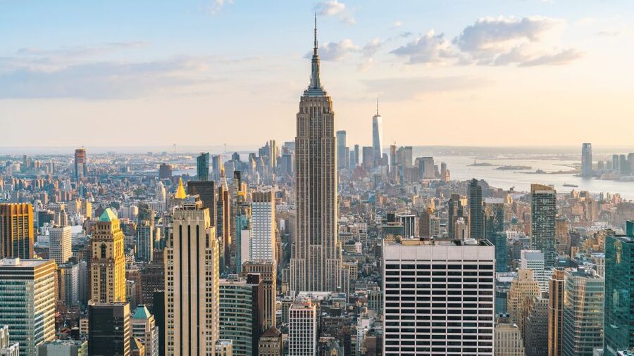 New York City: Luggage Storage - Luggage-Free NYC for $9: The Real Value