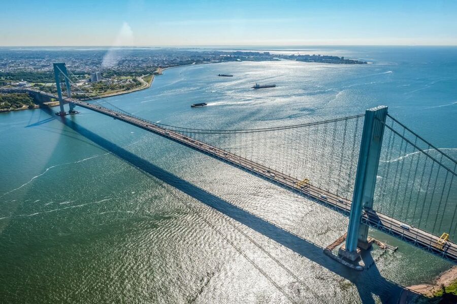 New York City: Manhattan Helicopter Tour - Central Park, Times Square, and the Intrepid Museum Moment