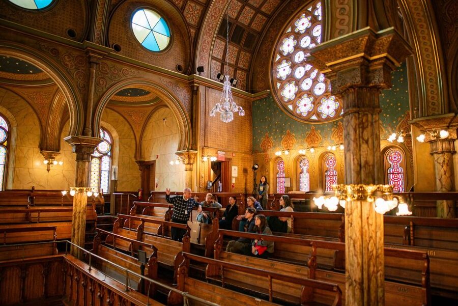 New York City: Museum at Eldridge Street Docent-Led Tour - Entering Eldridge Street Synagogue: 1887 immigrant hopes and a revived landmark