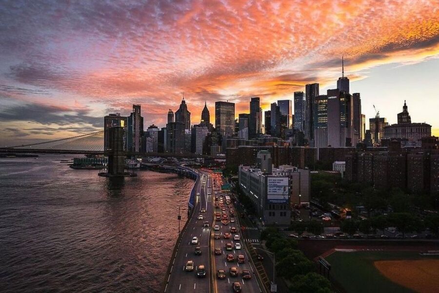 New York City: Night Skyline Bus Tour with Pizza Slice - Key Highlights Worth Your Time