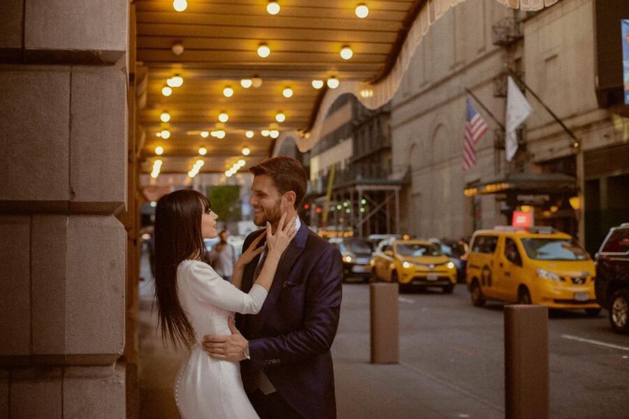 New York City: Personal Travel and Vacation Photographer - What to Wear and Bring for Photos That Look Like You