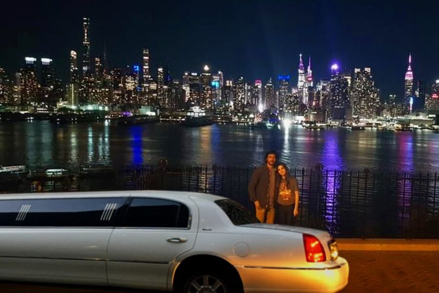 New York City: Private Manhattan Limousine Tour - Rain or Shine: Nighttime NYC Still Works in Bad Weather