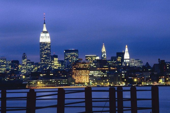 New York City Private Night Tour with Driver-Guide - Hudson River views from the best night side of the skyline