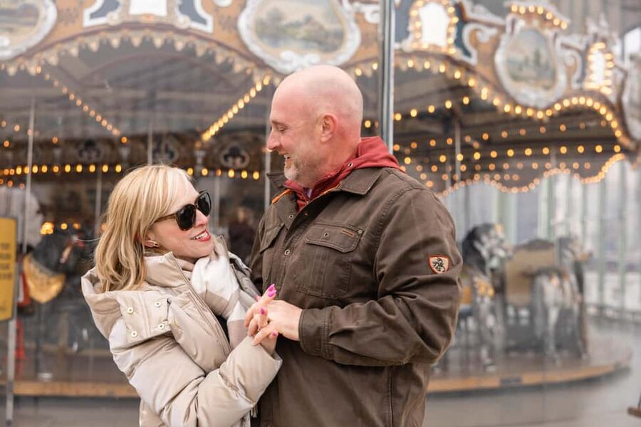 New York City: professional photoshoot Dumbo or Central Park - Photos for solo, couples, weddings, and special moments