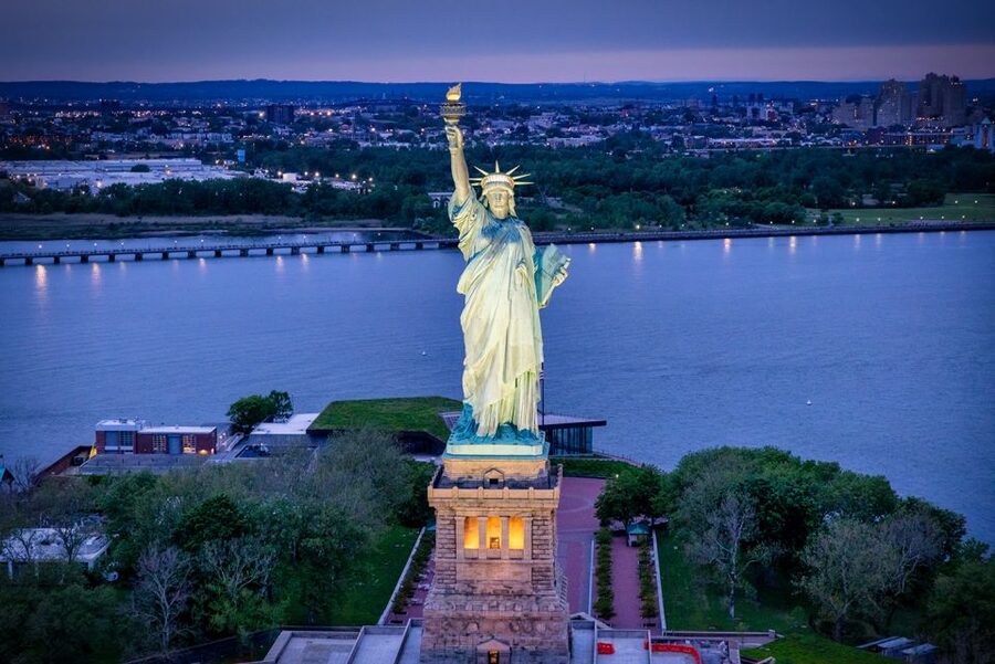 New York City: Romantic Helicopter Proposal - How the Proposal Timeline Works in the Air