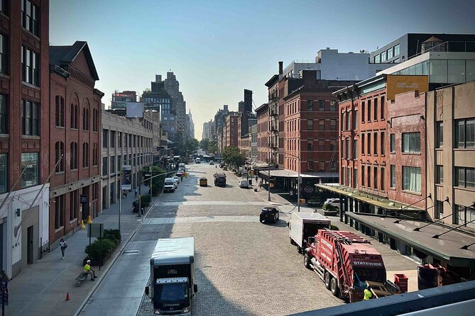 New York City's High Line: A Self-Guided Audio Tour - Vessel: the Instagram icon with a darker undertone