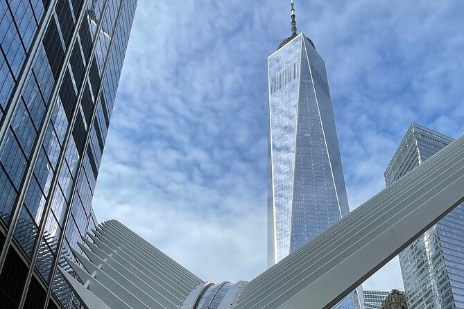 New York City Sightseeing Bus Tour and Boat Ride - Washington Square Park Photo Walk (Plus an Empire State View You Do Not Enter)