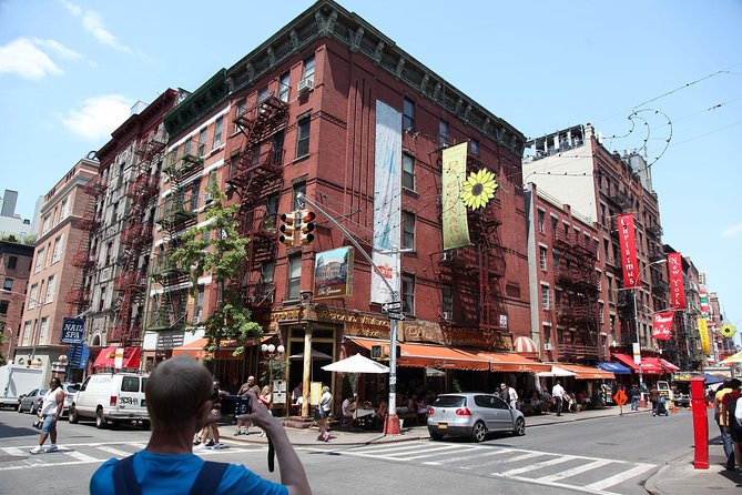 New York City Sightseeing Tour by Coach - Lincoln Center to the Museum Mile: big architecture, quick hits