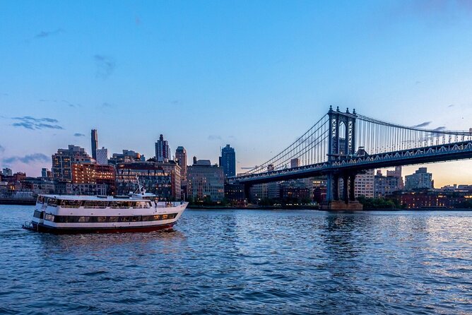New York City Skyline Dinner Cruise - Meeting at Event Cruises NYC353 West St: where the night starts