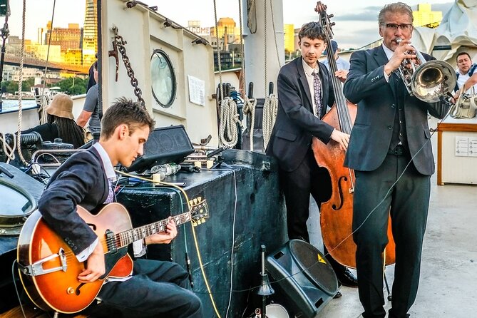 New York City Sunset Jazz Sail aboard Clipper City - Pier 17 to cruise time: how to avoid the biggest stress