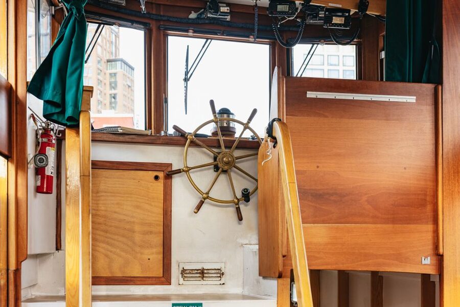 New York City: Sunset Yacht Cruise - Who should book this cruise, and who might prefer something else