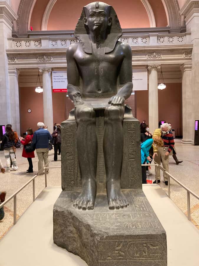 New York City: The Bible at the Metropolitan Museum of Art - Meeting at the Statue of Pharaoh, then stepping into the Met