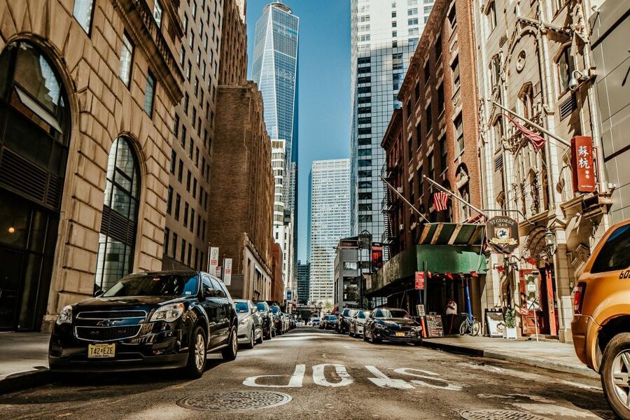 New York City: Via private SUV/VAN Highlights Tour. 13 max - Brooklyn Bridge and Brooklyn Heights Promenade: the postcard moment