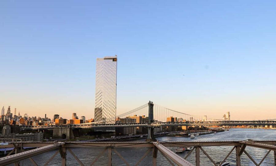 New York City Walk Tour Williamsburg DUMBO Brooklyn Bridge - Starting at Bank of America Financial Center: get your bearings fast