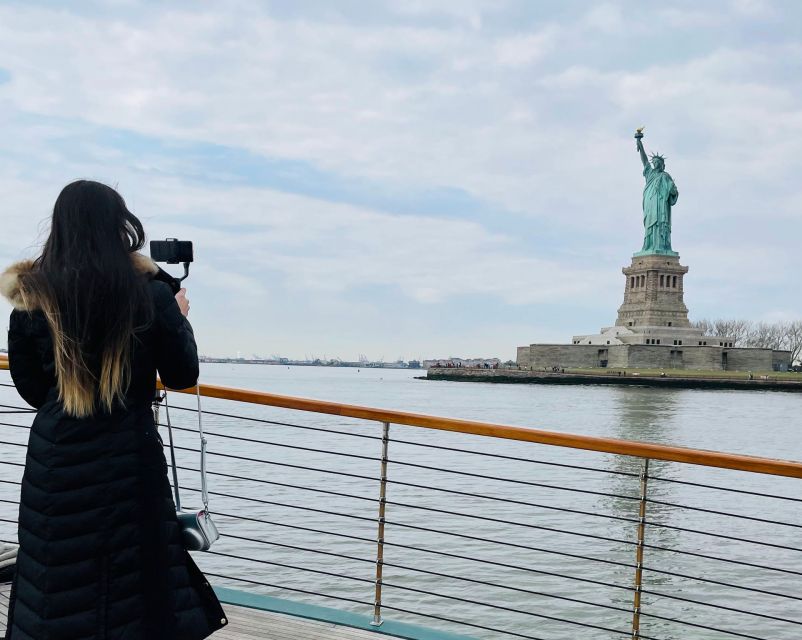 New York City: Weekend Holiday Brunch Cruise - Getting to Chelsea Piers Pier 62 without losing time