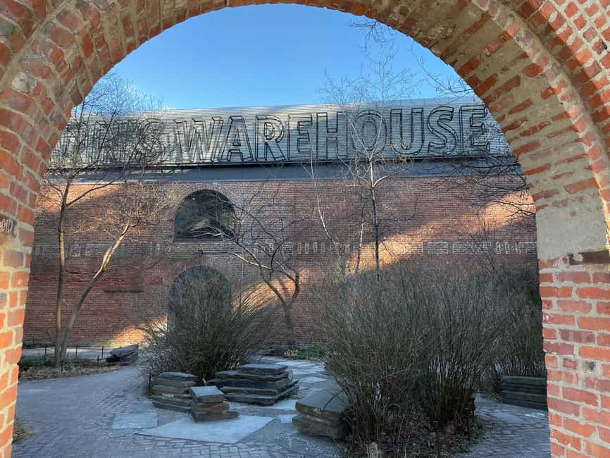 New York: DUMBO Brooklyn Food and Culture Tour - The history thread: Washington’s decision, a red brick church, and the Underground Railroad