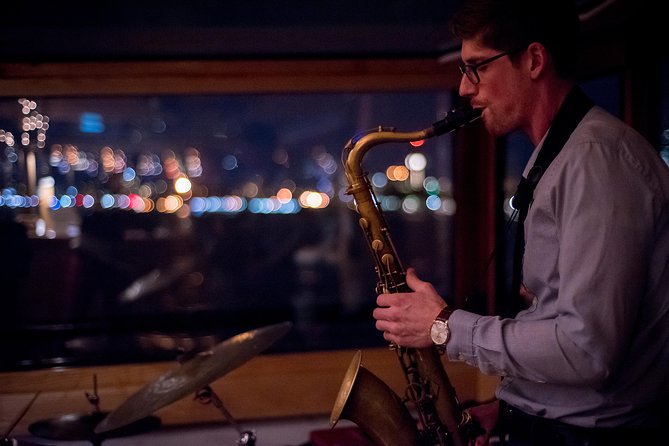 New York Harbor Live Holiday Jazz Cruise - Drinks, Cookies, Seating, and Why the Crew Matters